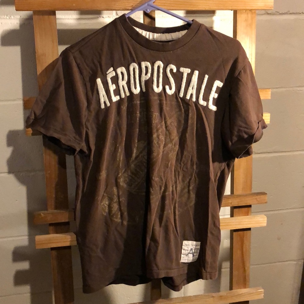 Aeropostale brown teen med tee shirt